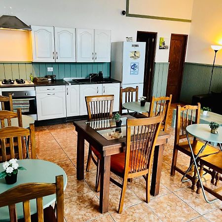 El Jardin De Iris Bed & Breakfast Santa Cruz de Tenerife Luaran gambar
